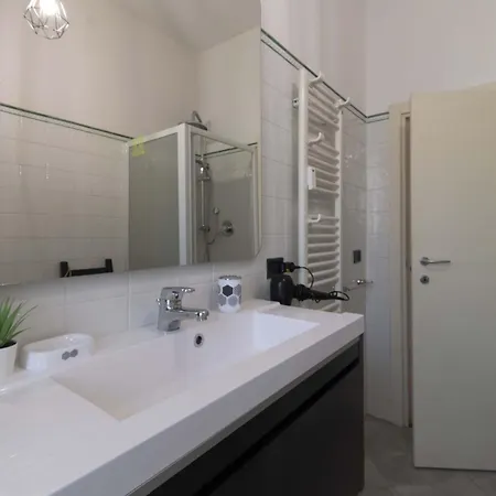 Apartment Italian Experience-novoli *