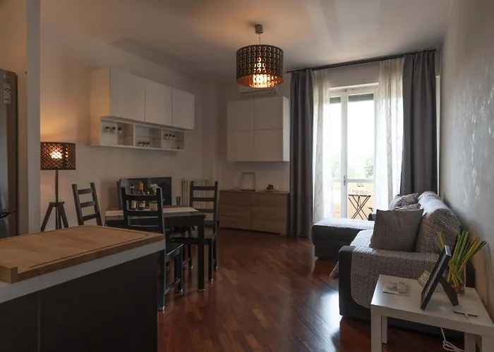 Italian Experience-novoli Apartment *